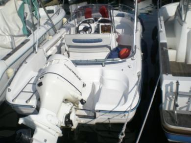 RANIERI PATHFINDER 19.5  avec place vieux port marseille