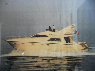 seamore 1818 motor yacht